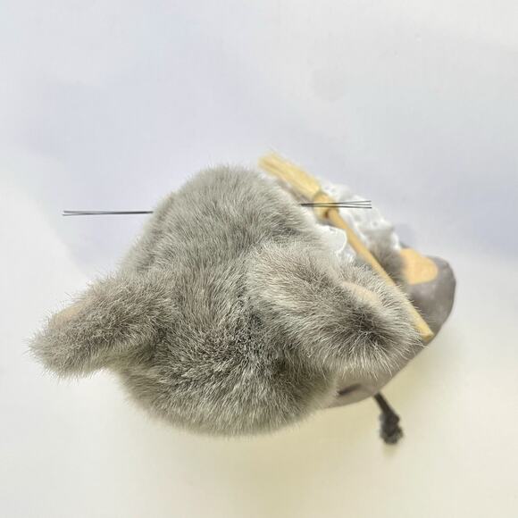 Eden Beatrix Potter Hunca Munca Plush Mouse with Broom 8" Stuffed Toy Vintage - Picture 5 of 9